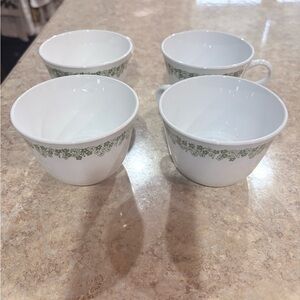 4 Corelle Crazy Daisey cups